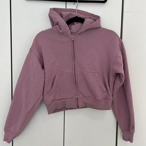 Aritzia cropped hoodie